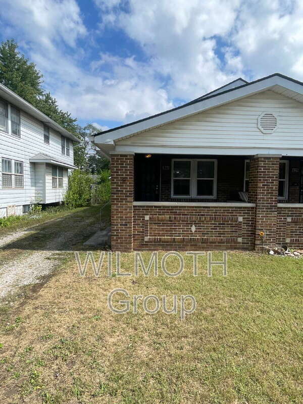 Building Photo - 841 N Emerson Ave Rental
