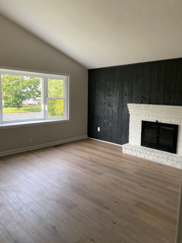 Photo - 20 Dundee Dr