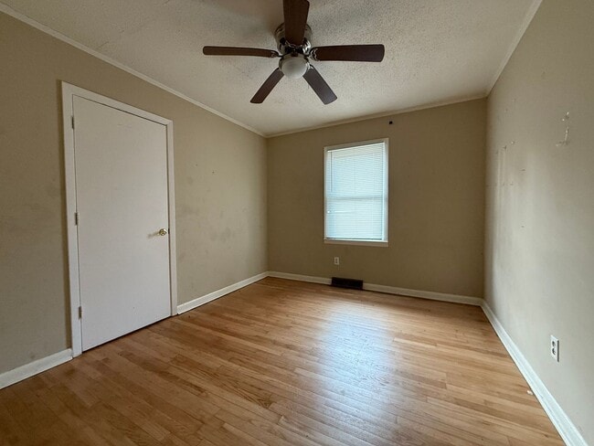 Photo - 3 Bedroom/1 Bath home for rent