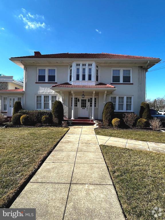 Building Photo - 402 White Horse Pike Rental