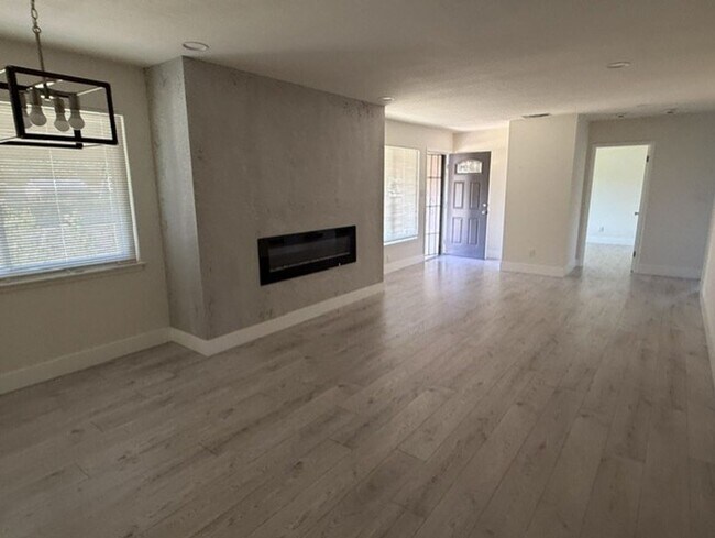 Photo - Home For Rent in Fair Oaks, CA