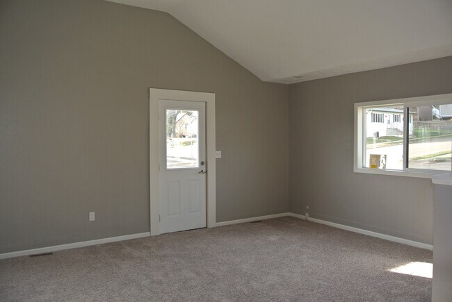 Photo - 2 Bedroom House!