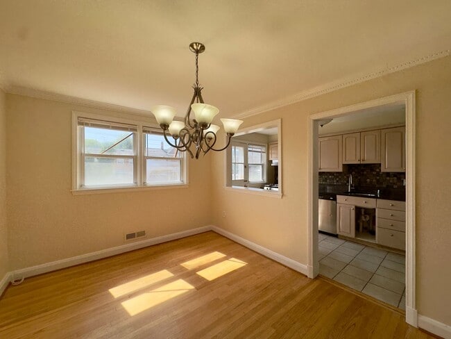 Photo - 1623 Langford Rd