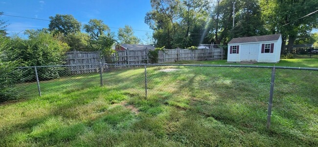 Photo - Large 2 Bedroom Rambler with 2 Primary Sui...