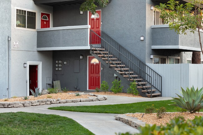 Photo - Park Plaza Apartments