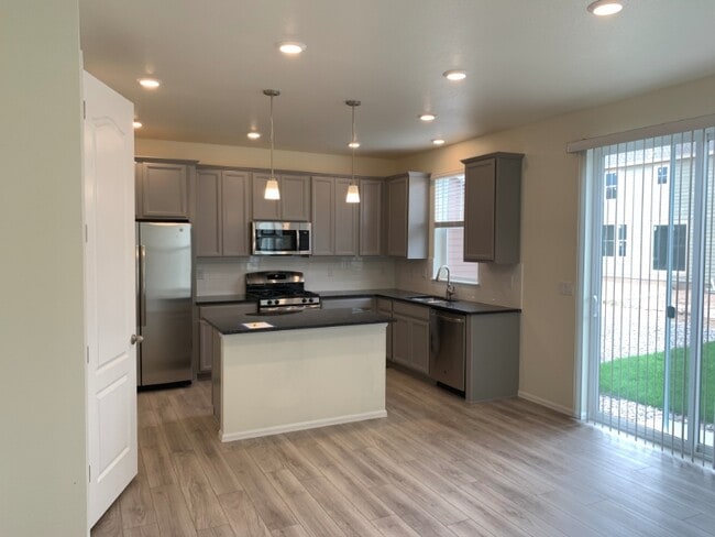 Photo - 2920 Crusader St