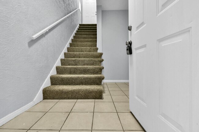 Photo - 162 S Powell Ave