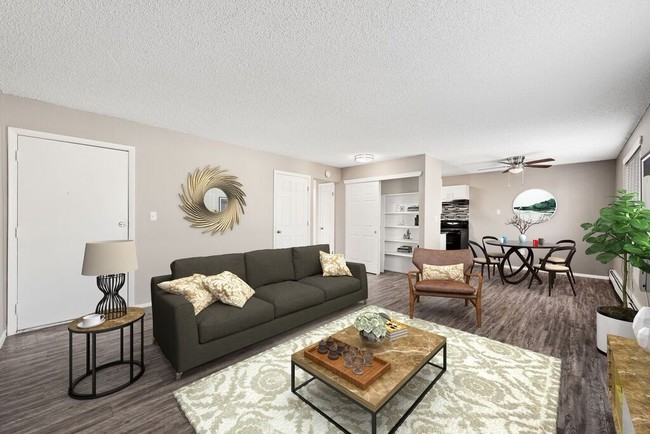 Living Room - Newly Remodeled Apartments with Washer Dry...