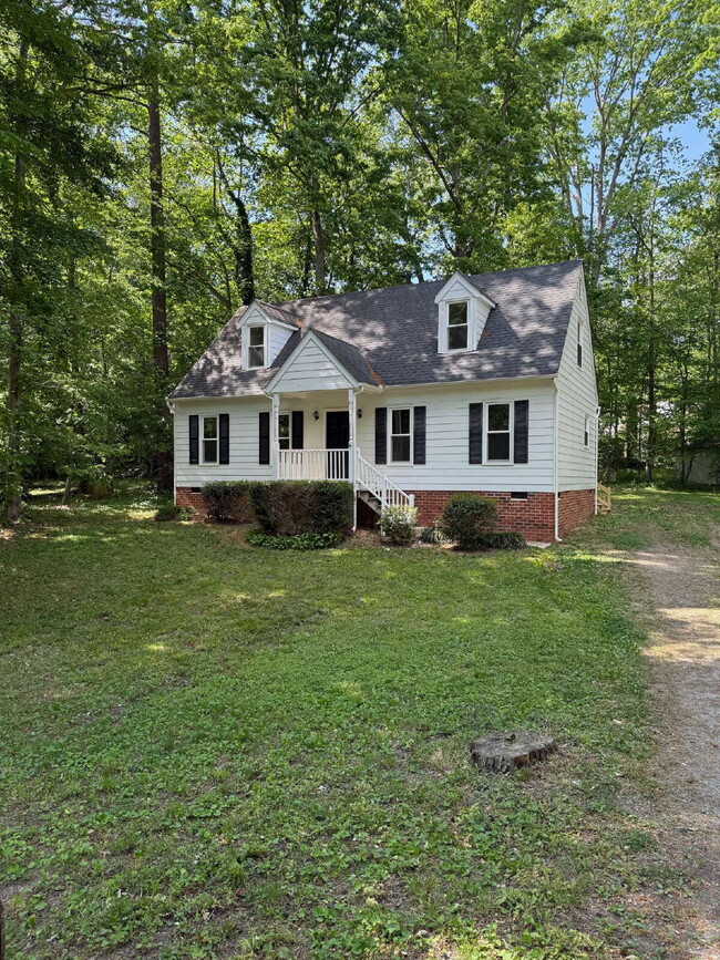 4 Bedroom Cape Cod in Midlotian - 4 Bedroom Cape Cod in Midlotian Apartment