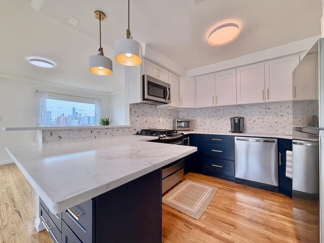 Photo - 126 OGDEN Ave Unidad 3