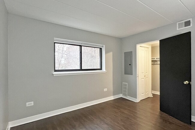 914 North Blvd. Oak Park, IL 60302