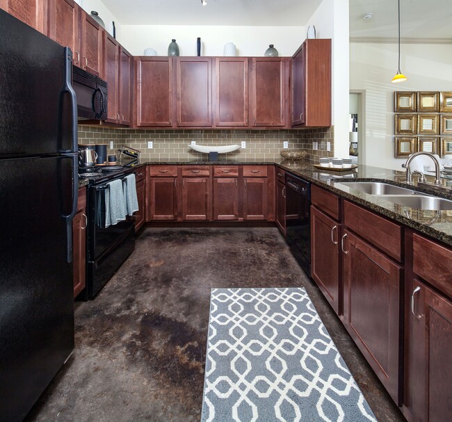 West M Apartments
