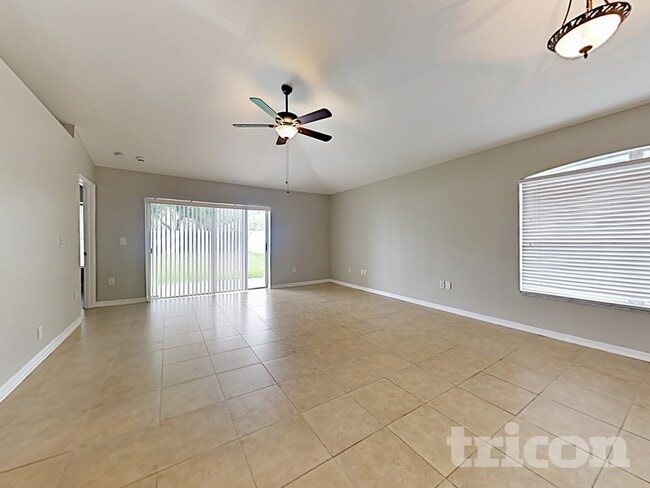 Photo - 5615 Hawkgrove Pl