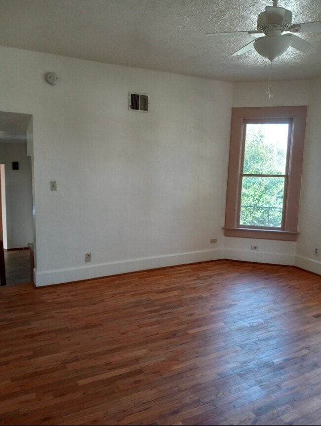 Photo - 7405-7409-7409 SE 82nd Ave Unit B