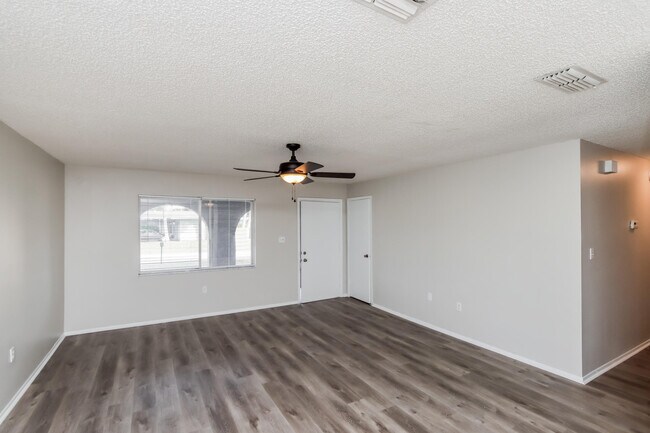 Photo - 1024 Porpoise Dr