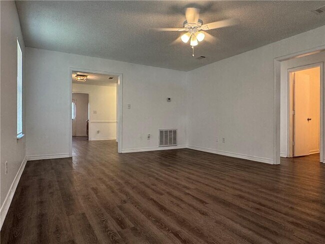 3080 Beth Ct