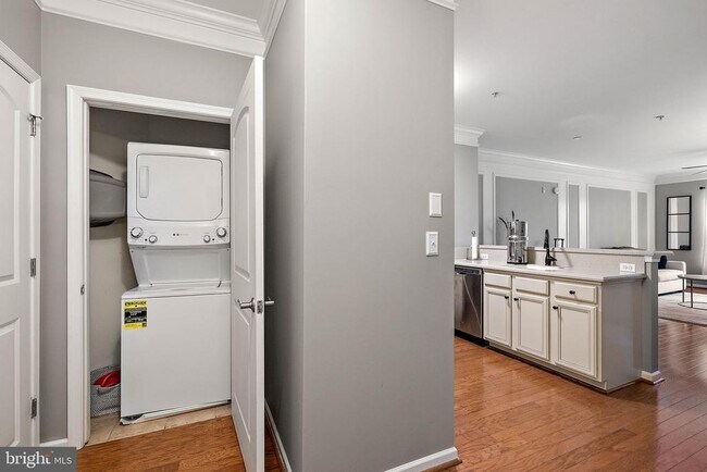 Photo - 6100 Lydia Hollow Dr