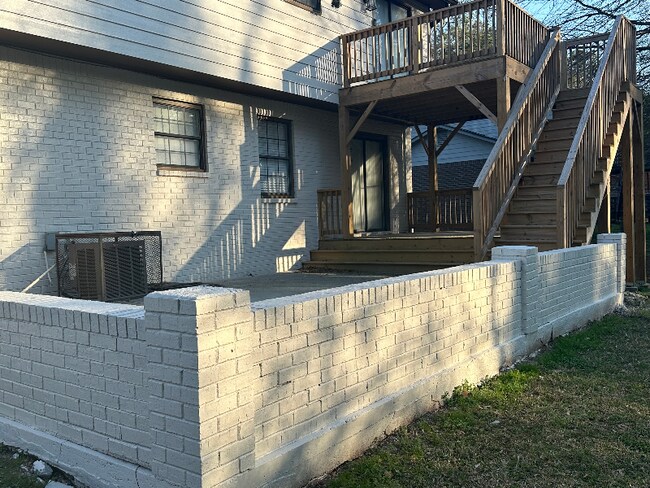 Photo - 1 Rainbow Dr