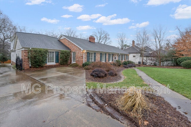 Photo - 4023 Arbor Way