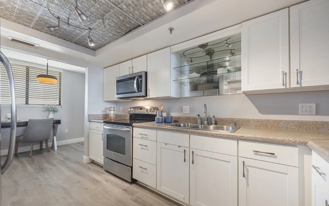 Photo - 530 E Central Blvd Unit Roommat 530 E Central 404