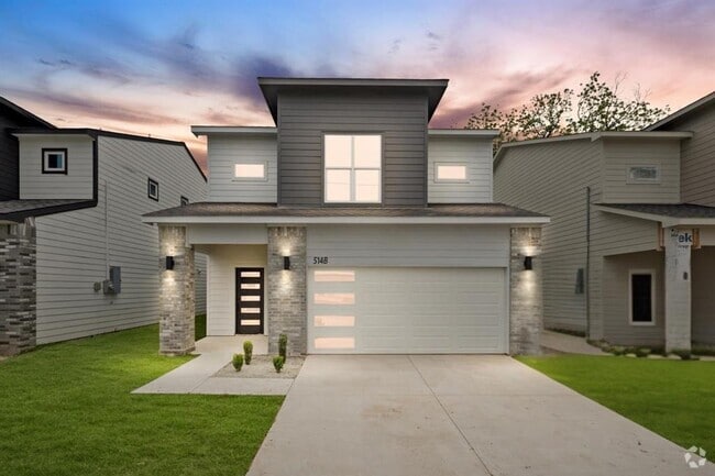 Building Photo - 514 Melbourne St Rental