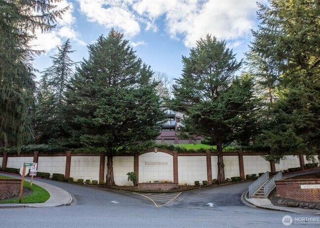 15917 Waynita Way NE Unit E, #301