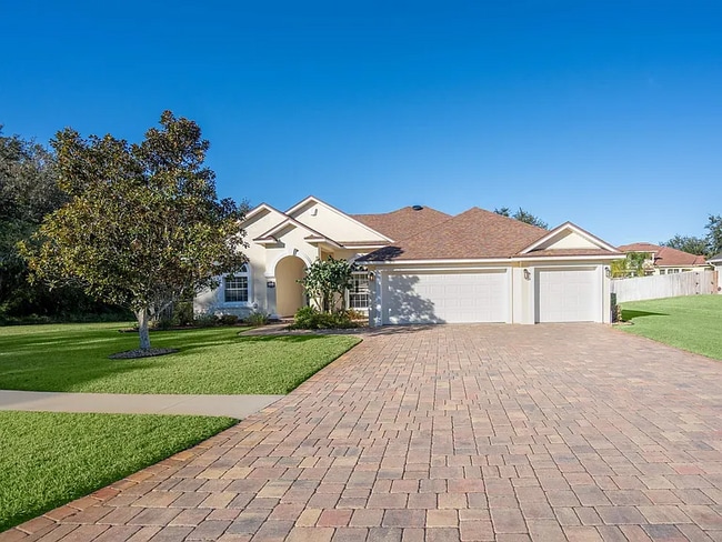 Building Photo - 184 Cacique Dr