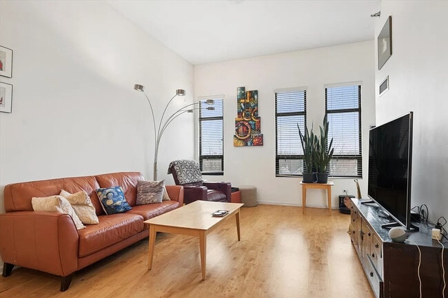 Living Room Furnished - 1255 S State St Unit #502