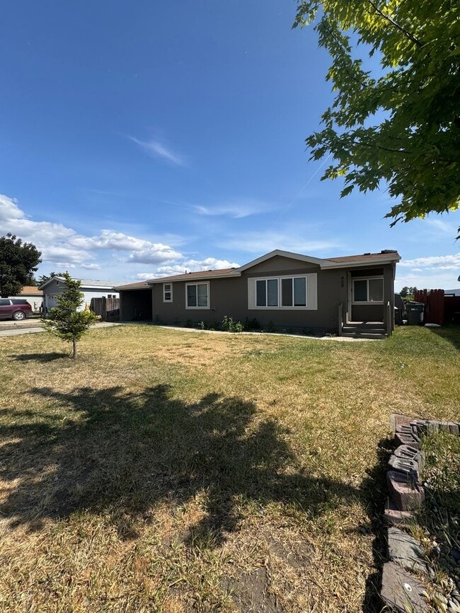 Photo - Charming & Updated Home in Kittitas, WA