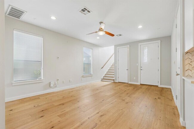 Photo - 3108 Corbin Ln