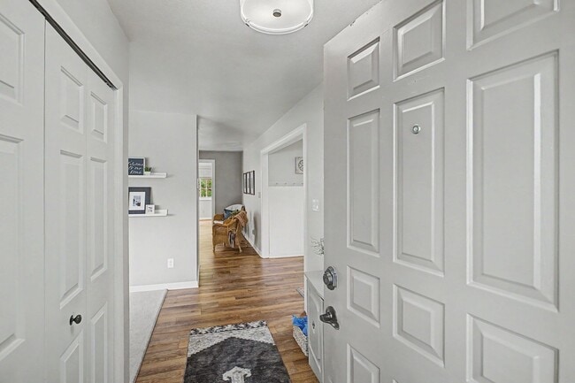 Photo - 735 Big Valley Dr
