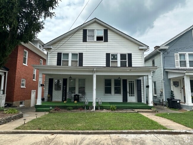 Building Photo - 231 S Rosemont Ave Rental