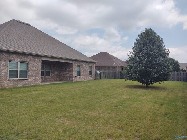 Photo - 105 Twin Springs Dr