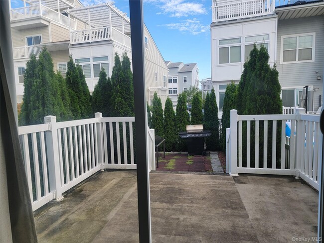 Photo - 65-22 Beach Front Rd Unit 1