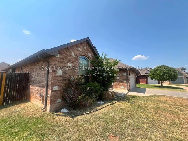 Photo - 6240 NW 158th St