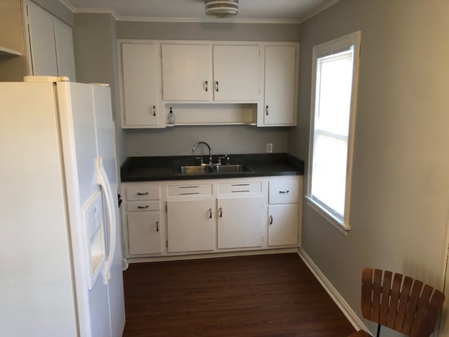 Photo - 3700 Washington Ave SE