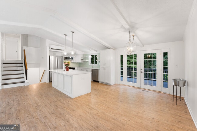 Photo - 203 Loblolly Ct
