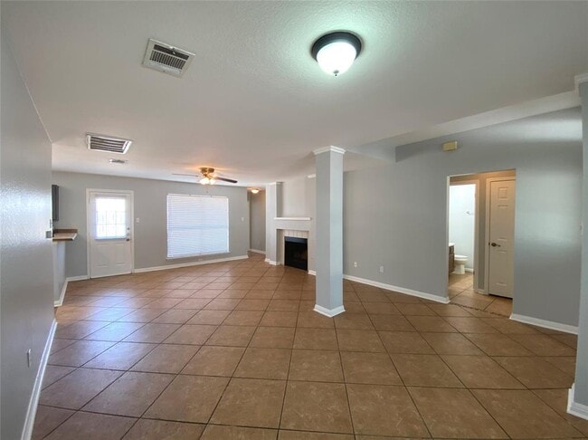 Photo - 2308 Wright Cir