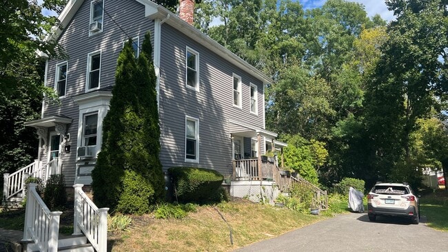 Photo - Very nicely remodeled 1 Bedroom Unit close... Unit B