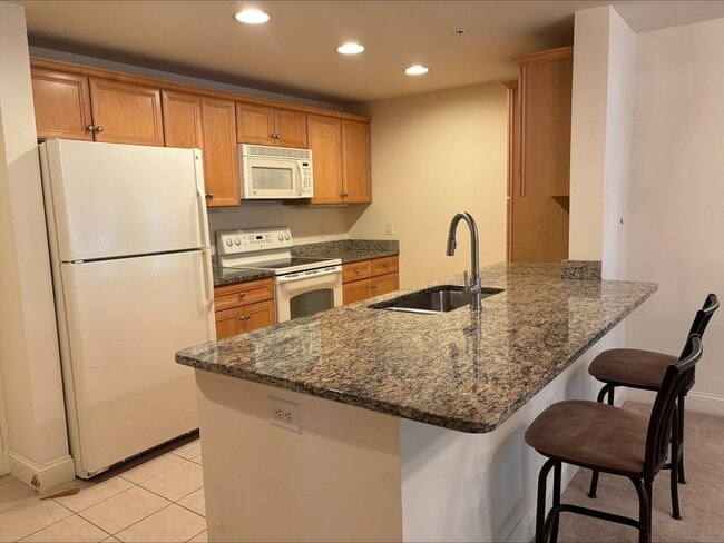 Photo - 1214 Emerald Ct Unidad 1214