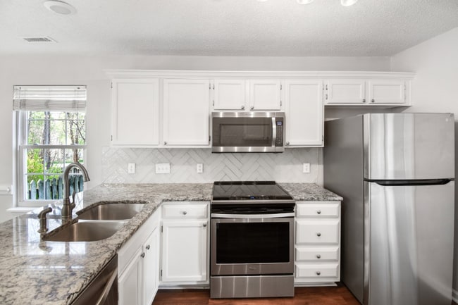 Photo - 101 Bracken Trail Cir