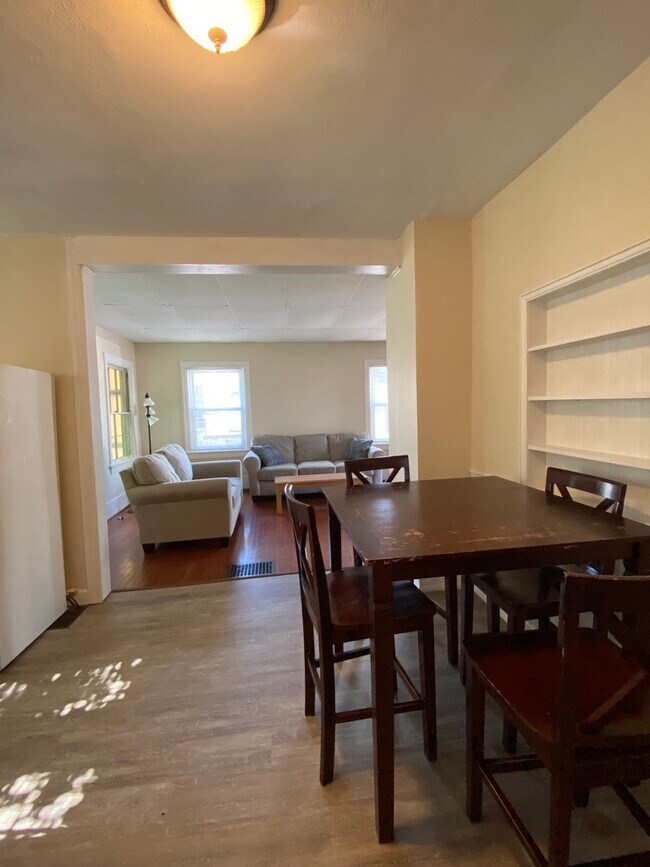 329 Susquehanna St Unit 1