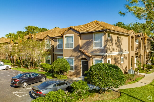 2400 Clubside Ct Palm Harbor, FL