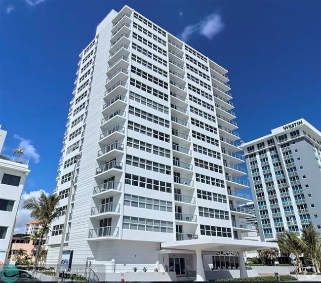 Building Photo - 209 N Fort Lauderdale Beach Blvd Unit 11C Rental