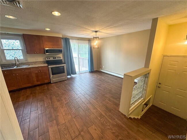 30 Ely Rd