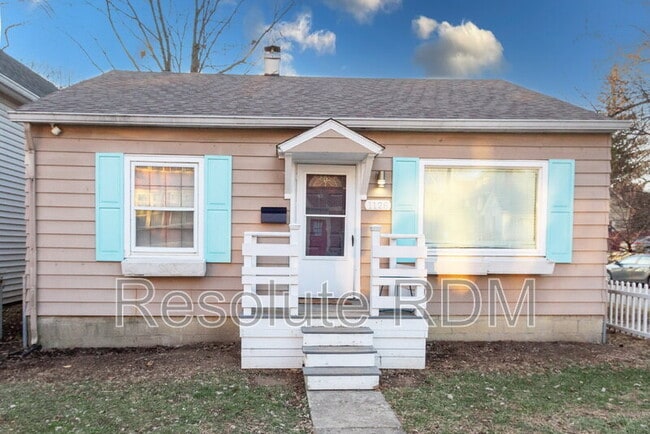 Building Photo - 1128 Sterling St