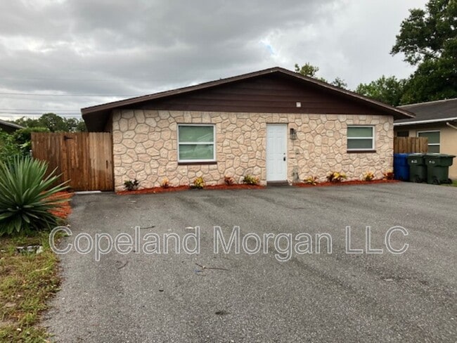 Building Photo - 3662 141st Pl N Rental