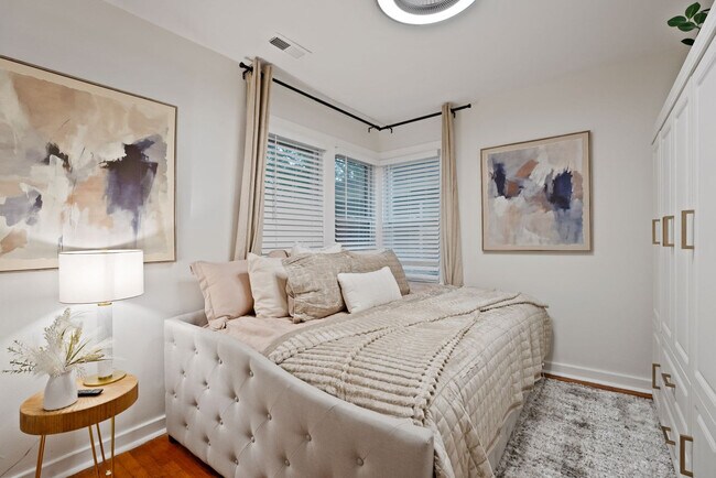 2005 Emerson St Unit SI ID1287274P