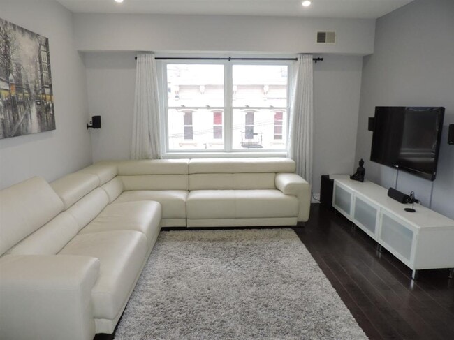 Photo - 84 Bloomfield St Unit 11