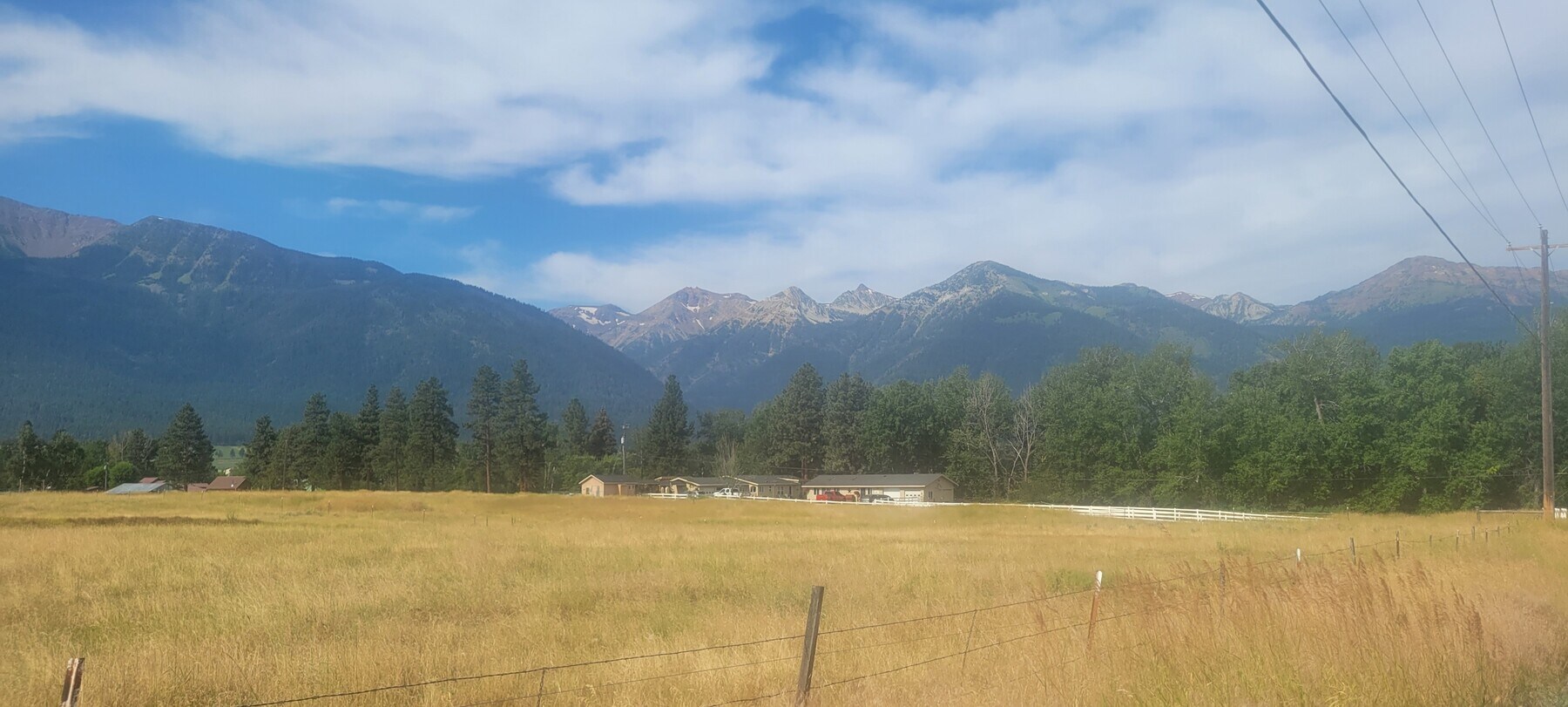 Photo - 810 E Russell Ln